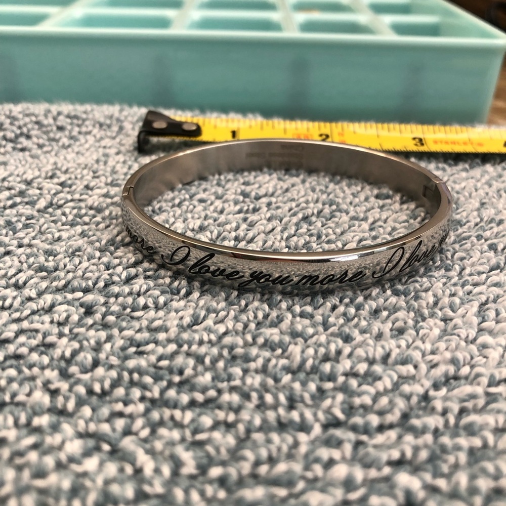 “I love you more” bracelet
